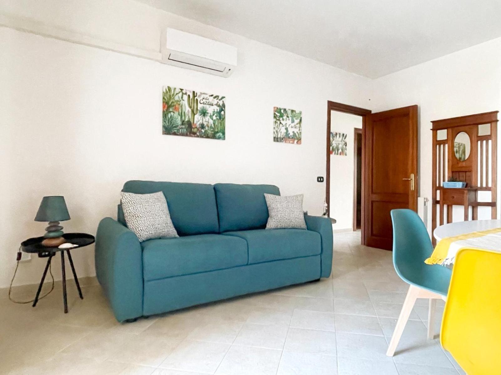 Cocteau House Apartment